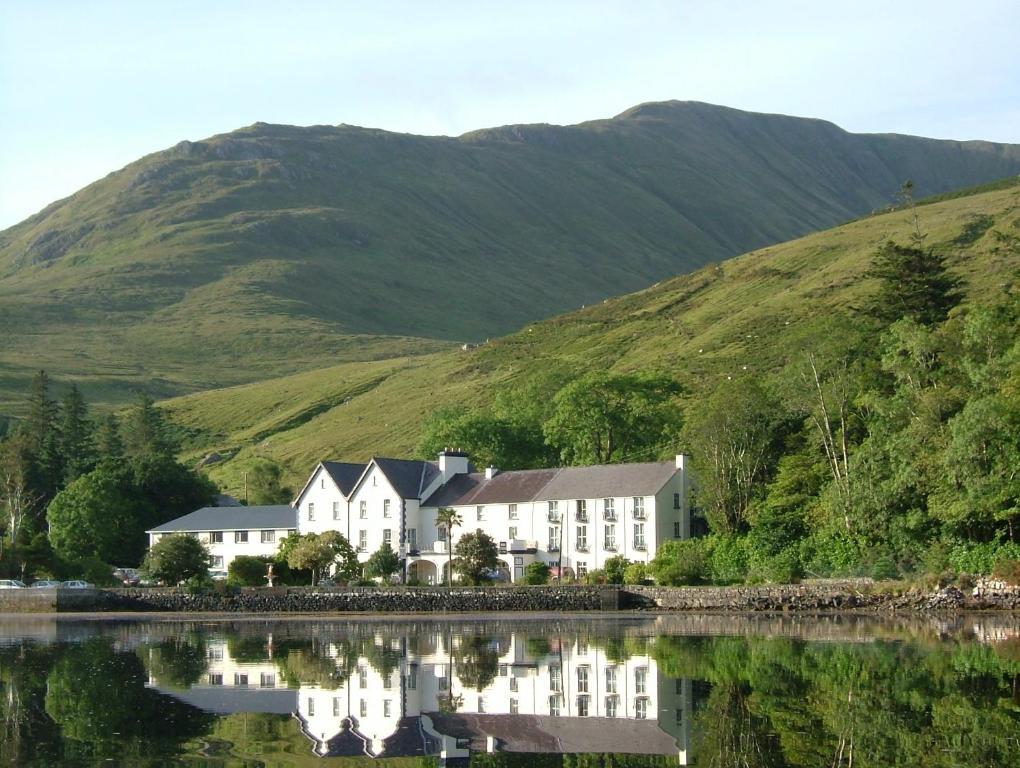 Leenane Hotel Leenaun Eksteriør bilde